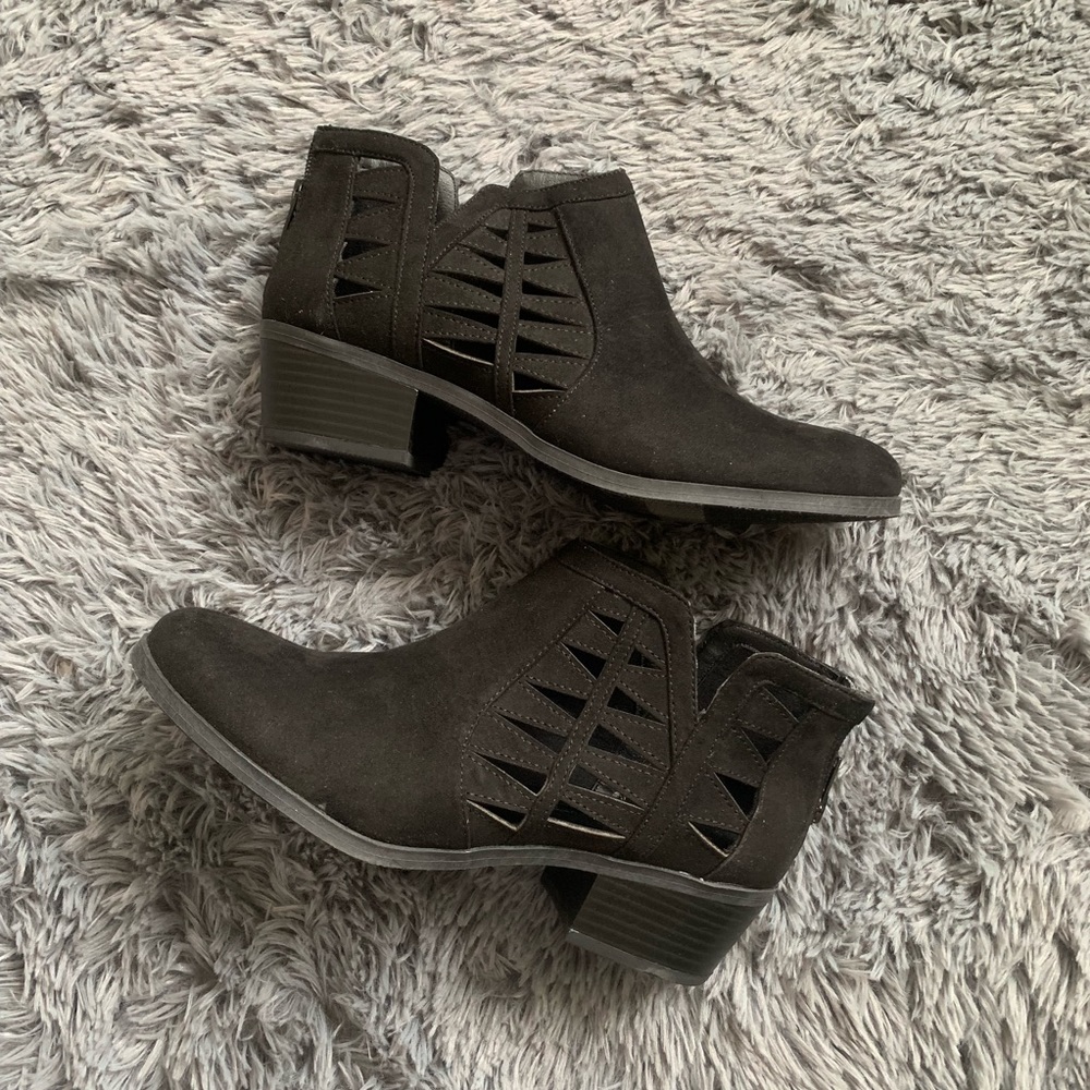 Side Cut Out Booties (NWT)